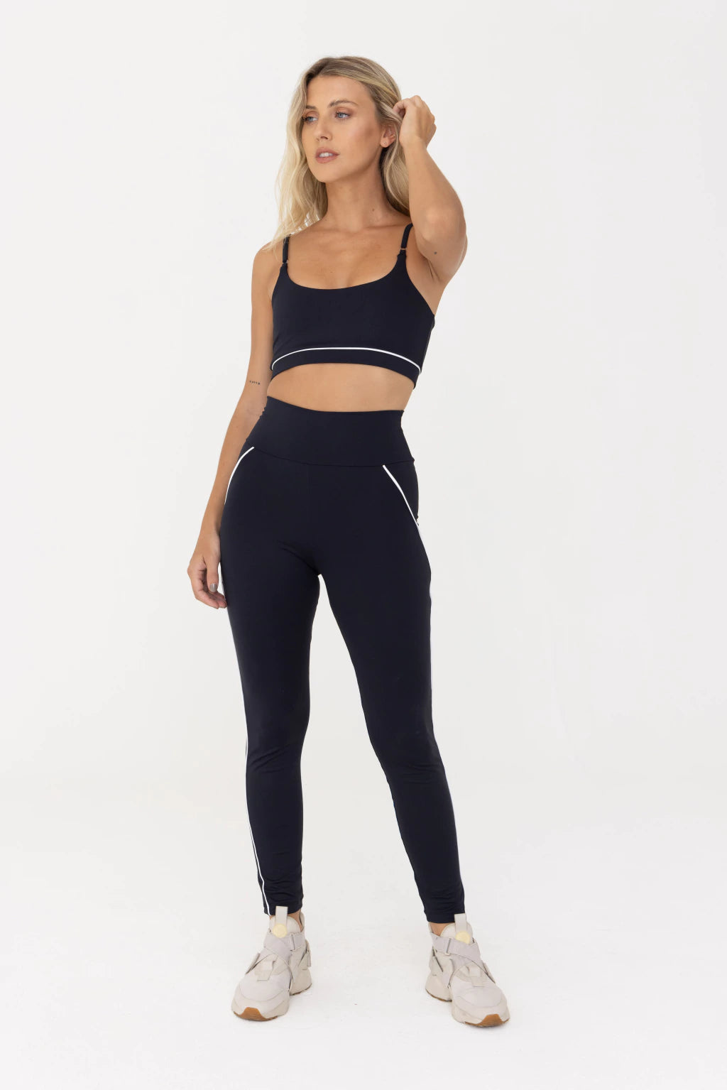 Pantalón Basset Ropa Deportiva Calza Degrees